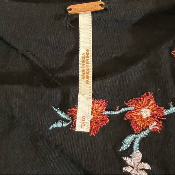 FREE PEOPLE Lita Embroidered Top Fairy Goth Cutout Balloon Sleeve Boho Black S - Picture 15 of 16